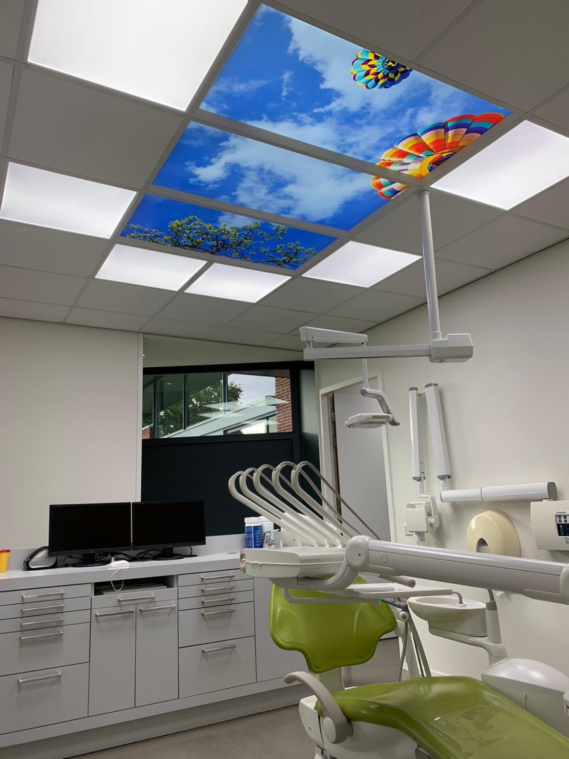 Dental Practice lighting Dentled LED Panels at Dental Roos Clinic