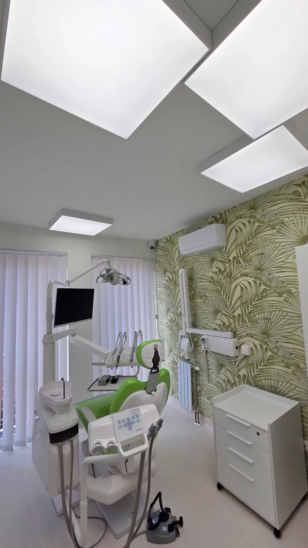 Dentled-DL60-ceiling-product-image-2-scaled