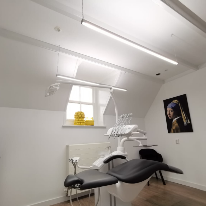PHL DUO 1405 dental treatmentroom light