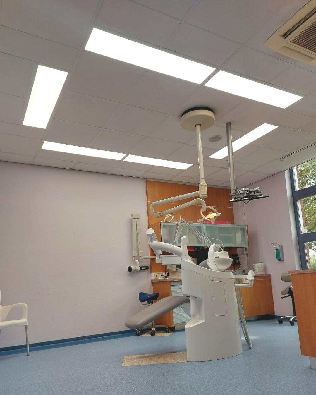 DL120 Full spectrum daylight led panel for dental clinics