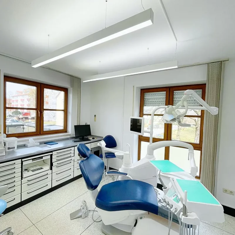 Dentled PHL18 LED lamps installed in three dental treatment rooms providing shadow-free lighting and accurate color rendering