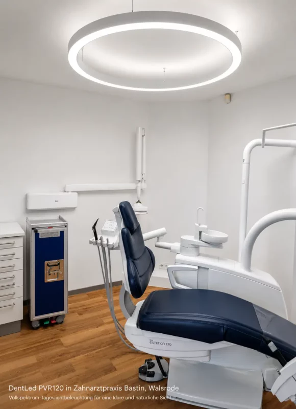 Dental treatment room featuring DentLed PVR120 daylight spectrum ring lighting for enhanced clinical performance.