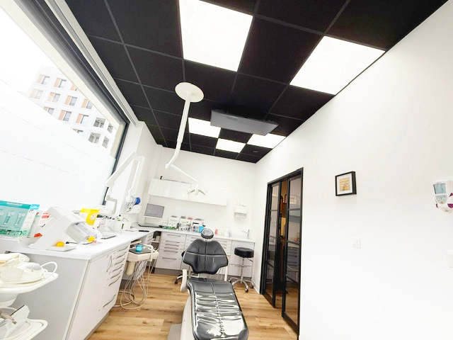 Dental treatment room upgraded with full daylight spectrum LED lighting at Dr Anne Guillet Robberechts' clinic in Le Havre