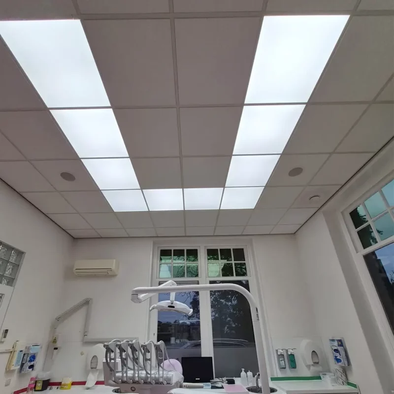 Dental treatment room at De Merelhof upgraded with DentLED DL60 full-spectrum LED panels